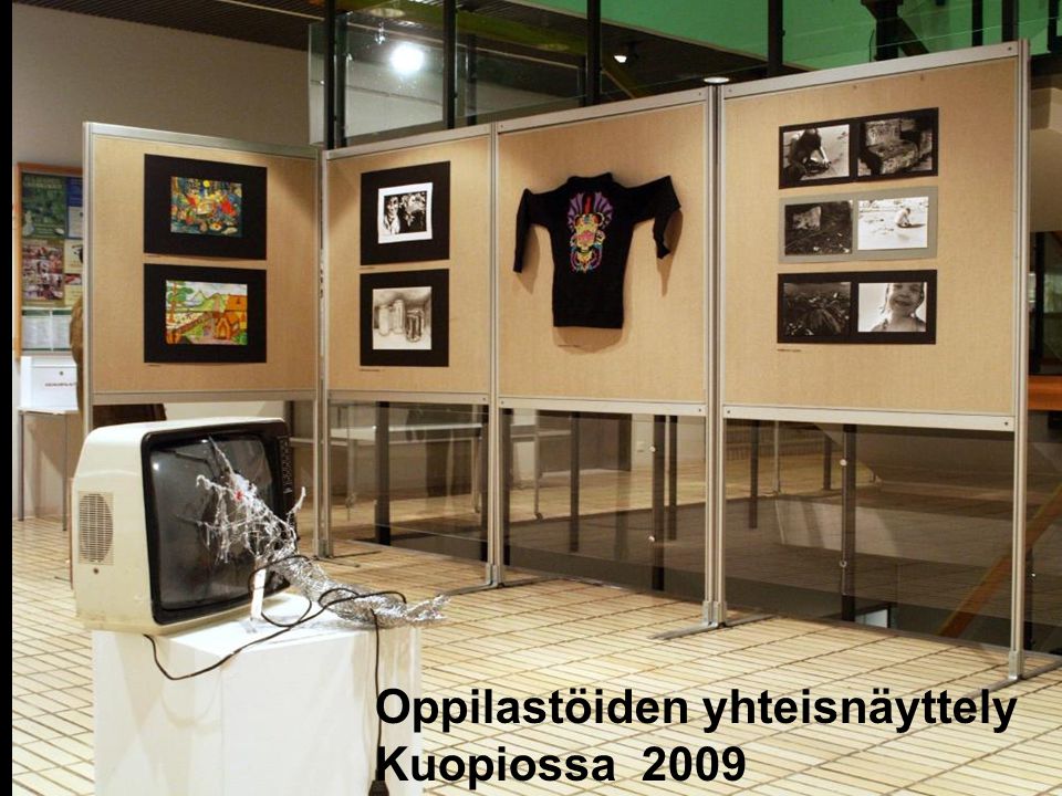 Oppilastöiden yhteisnäyttely Kuopiossa 2009